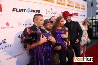 ynotcams2018_redcarpet163 